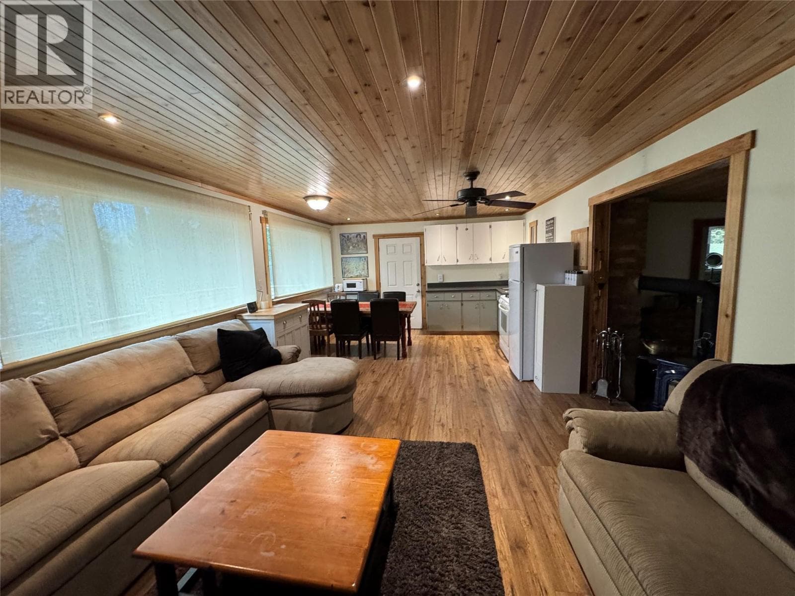 6453 Pinaus Lake Road photo 4