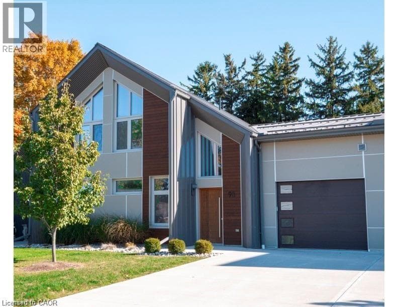 3 bed 3 bath single family at 98 ELGIN Street — $652,000