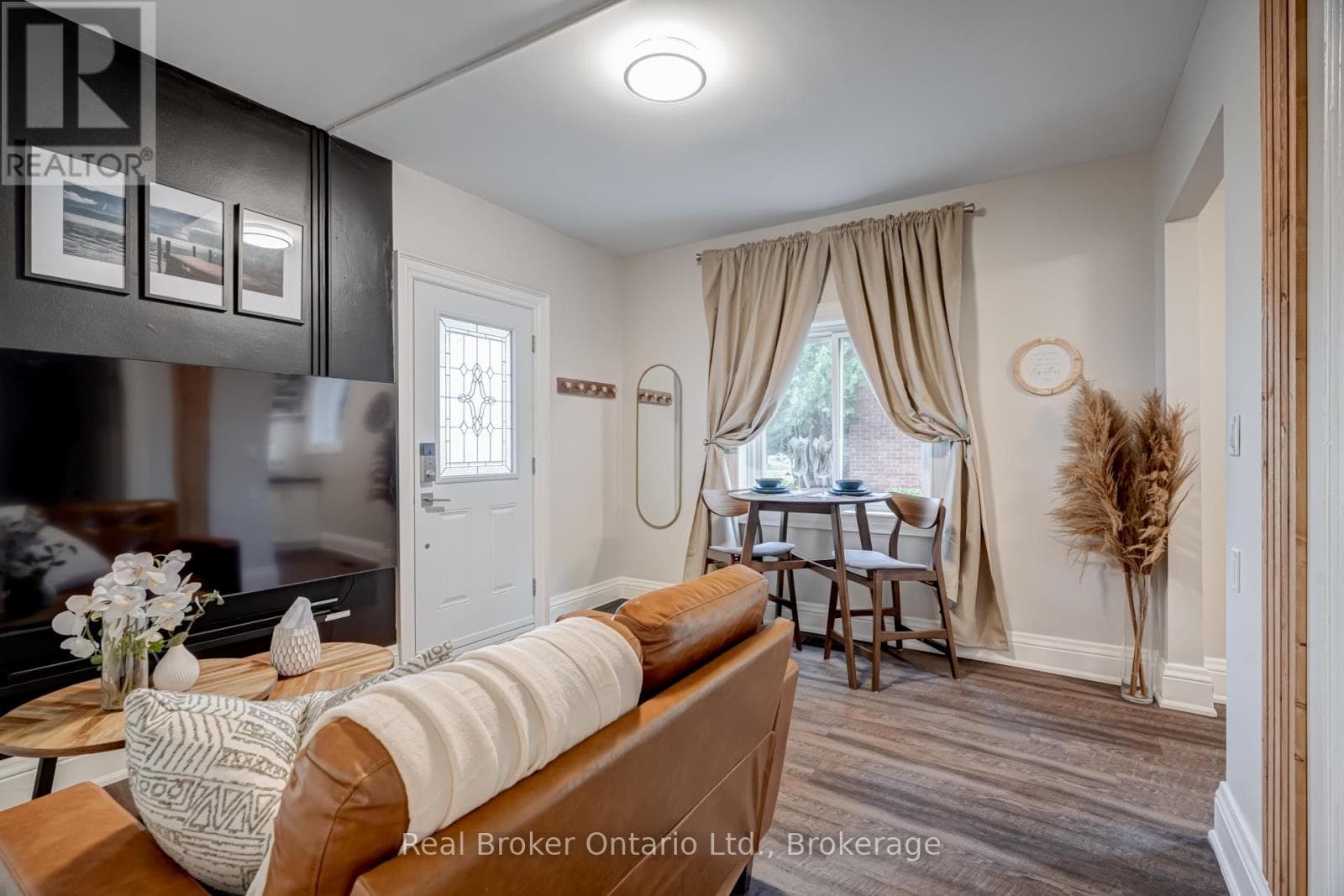 66 NOTTAWASAGA STREET photo 4