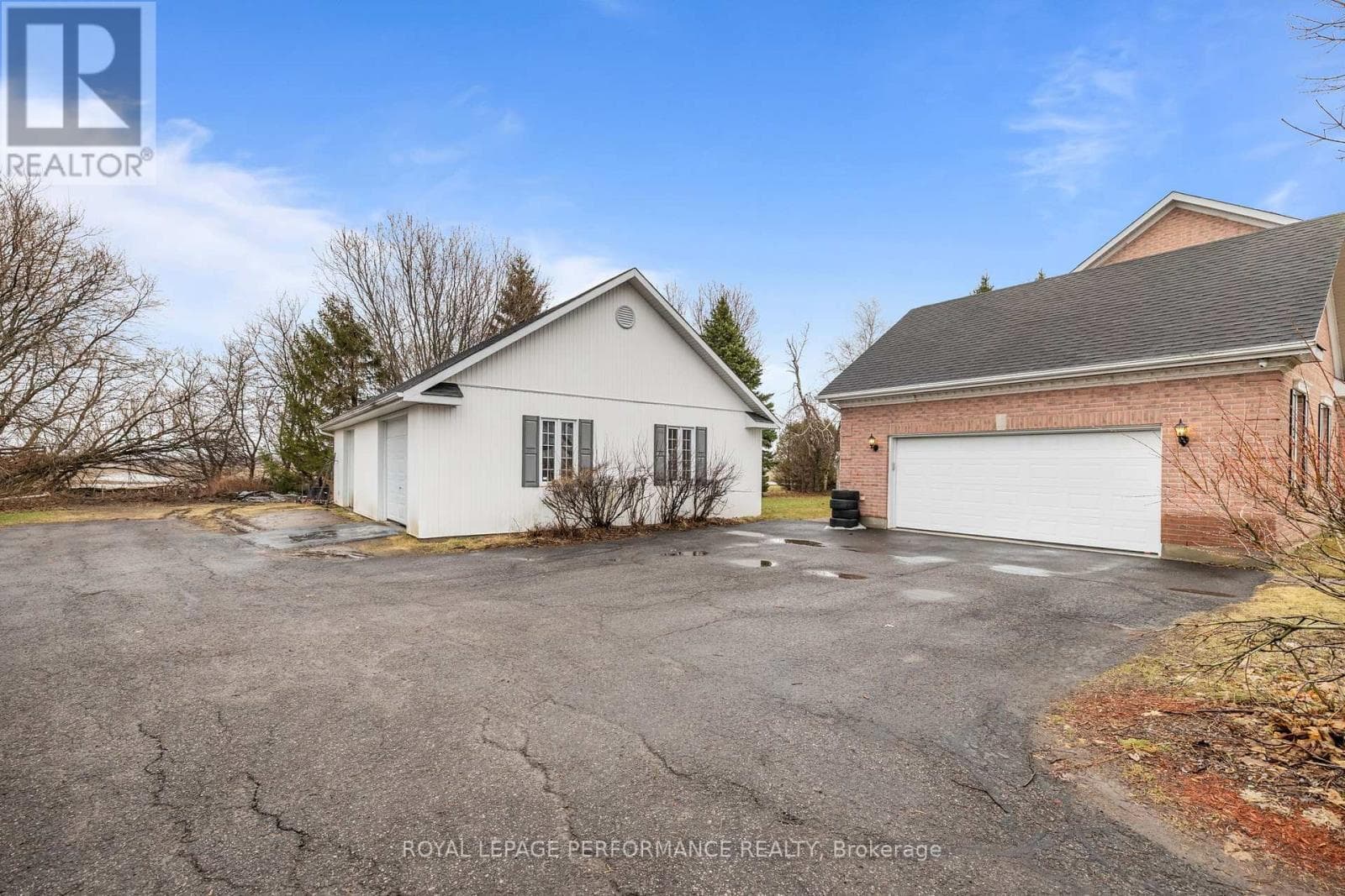 1007 ST PIERRE ROAD photo 2