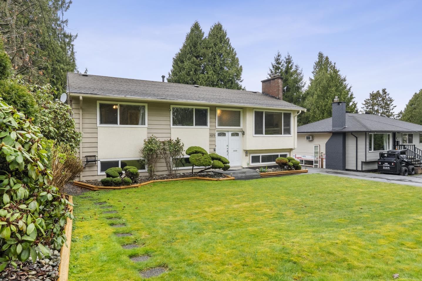 5 bed 2 bath single family at 11275 150 STREET — $1,250,000