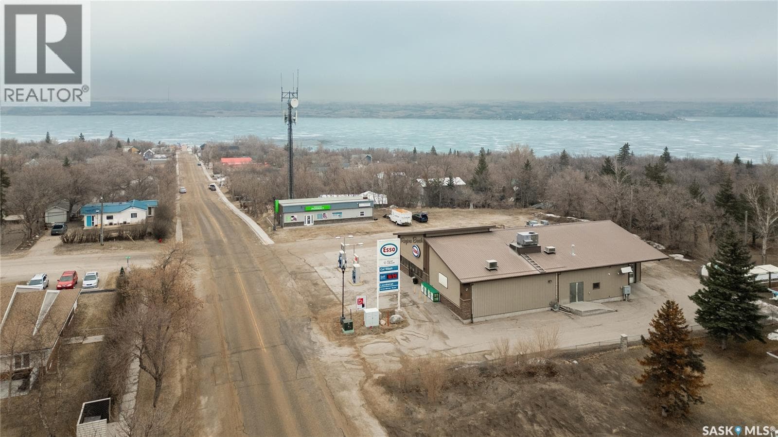 401 CENTRE STREET — photo 4