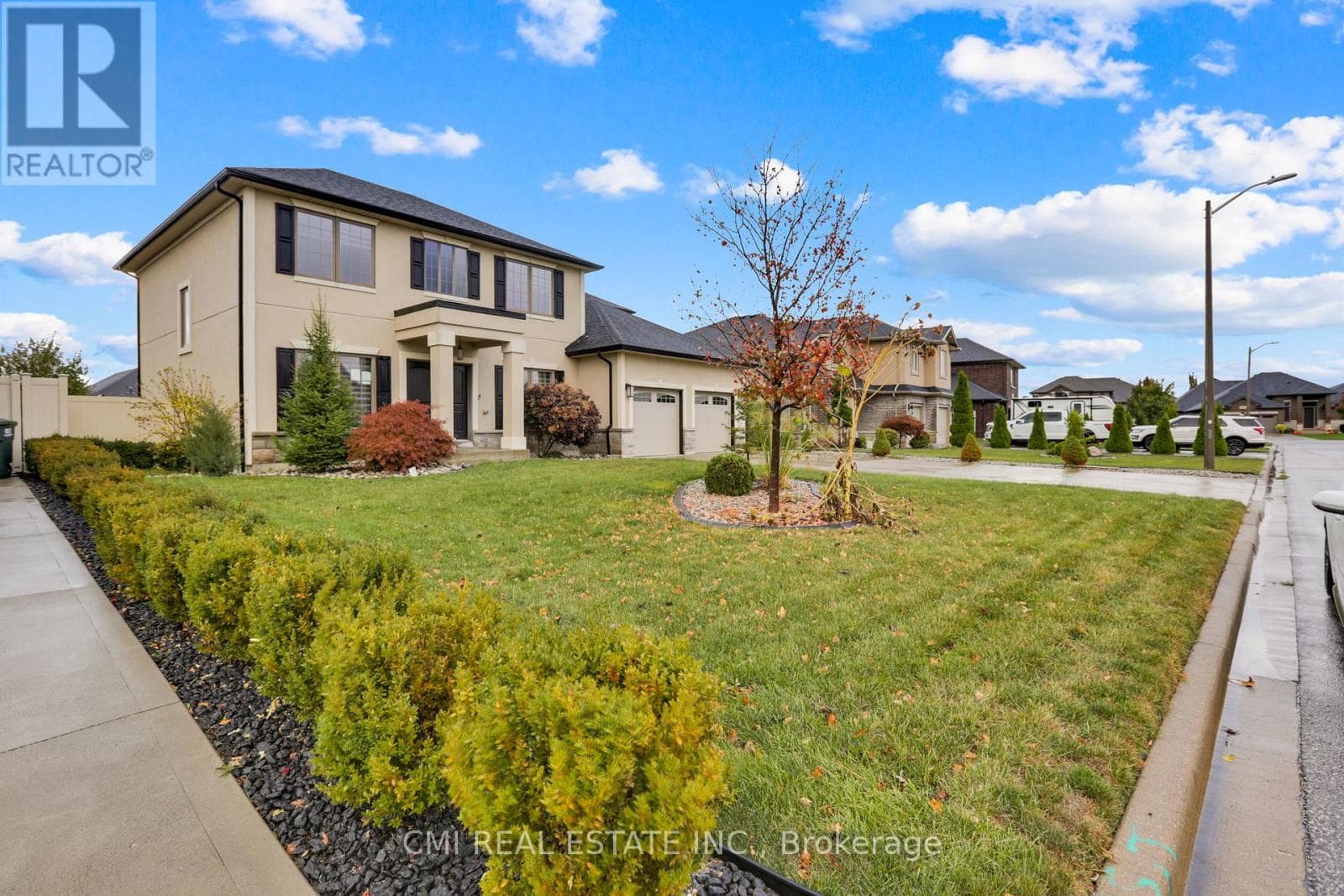 212 JASMINE DRIVE photo 2