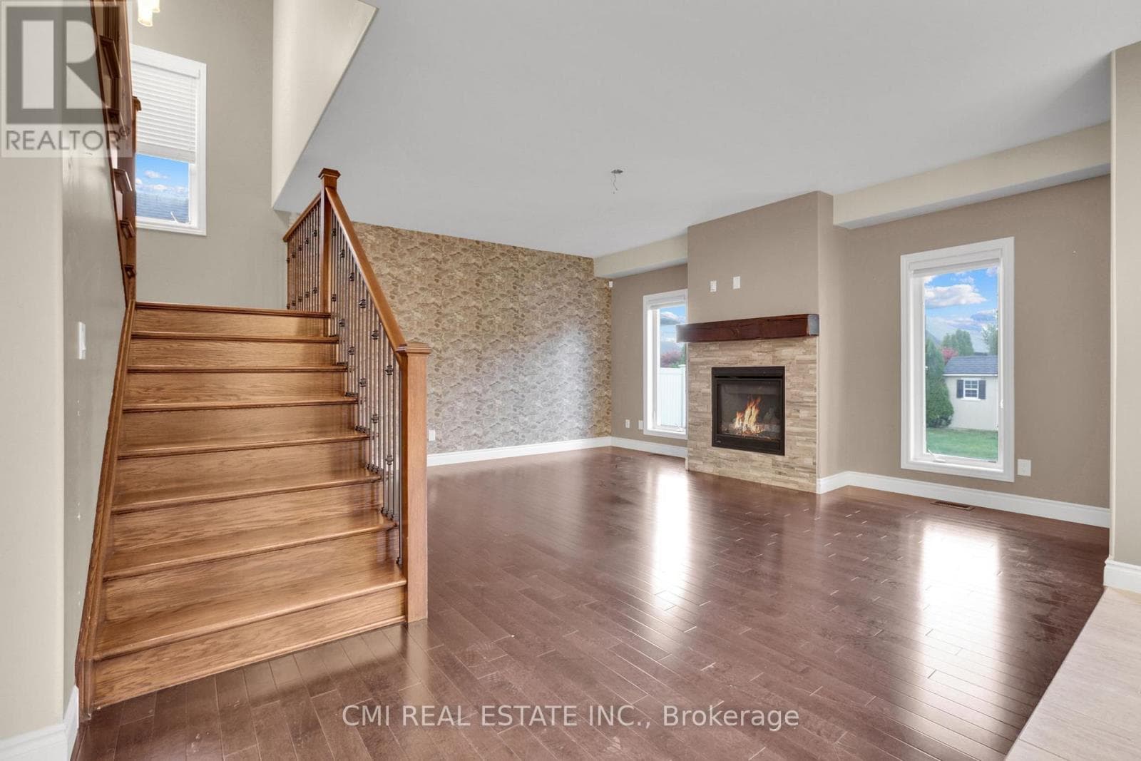 212 JASMINE DRIVE photo 5