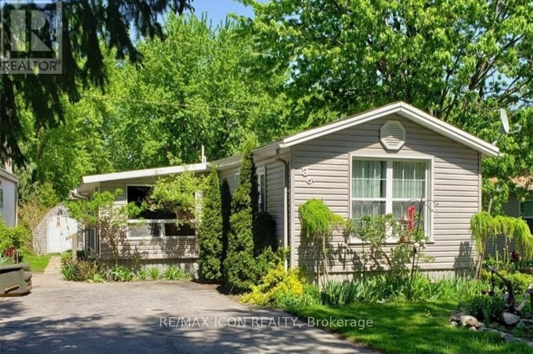 35 - 9839 LAKESHORE ROAD photo 2