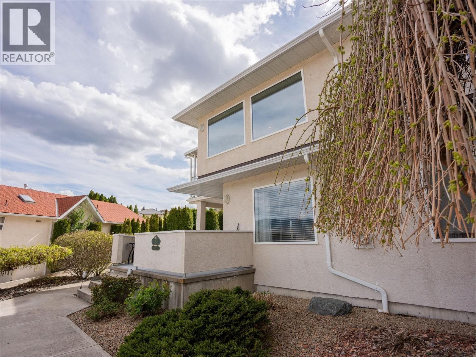 12300 Pinehurst Place Unit# 8 photo 3