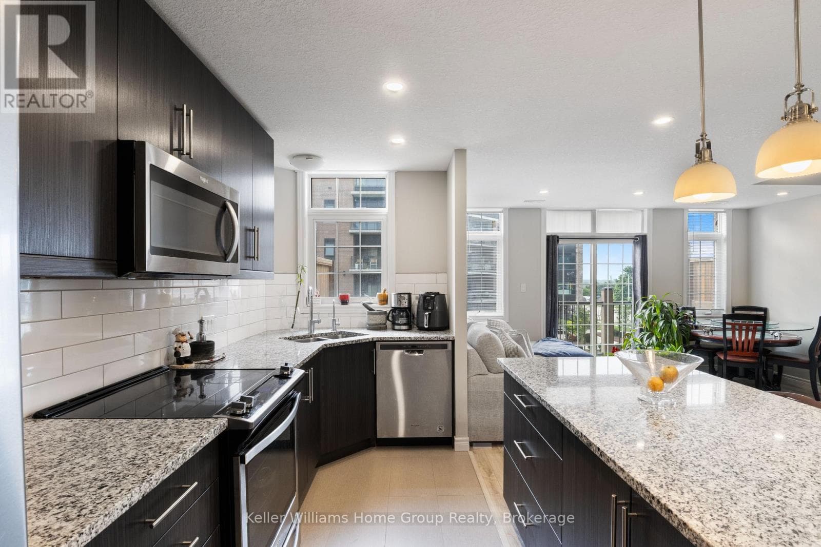 2 bed 3 bath single family at 314 - 333 GOSLING GARDENS — $569,900