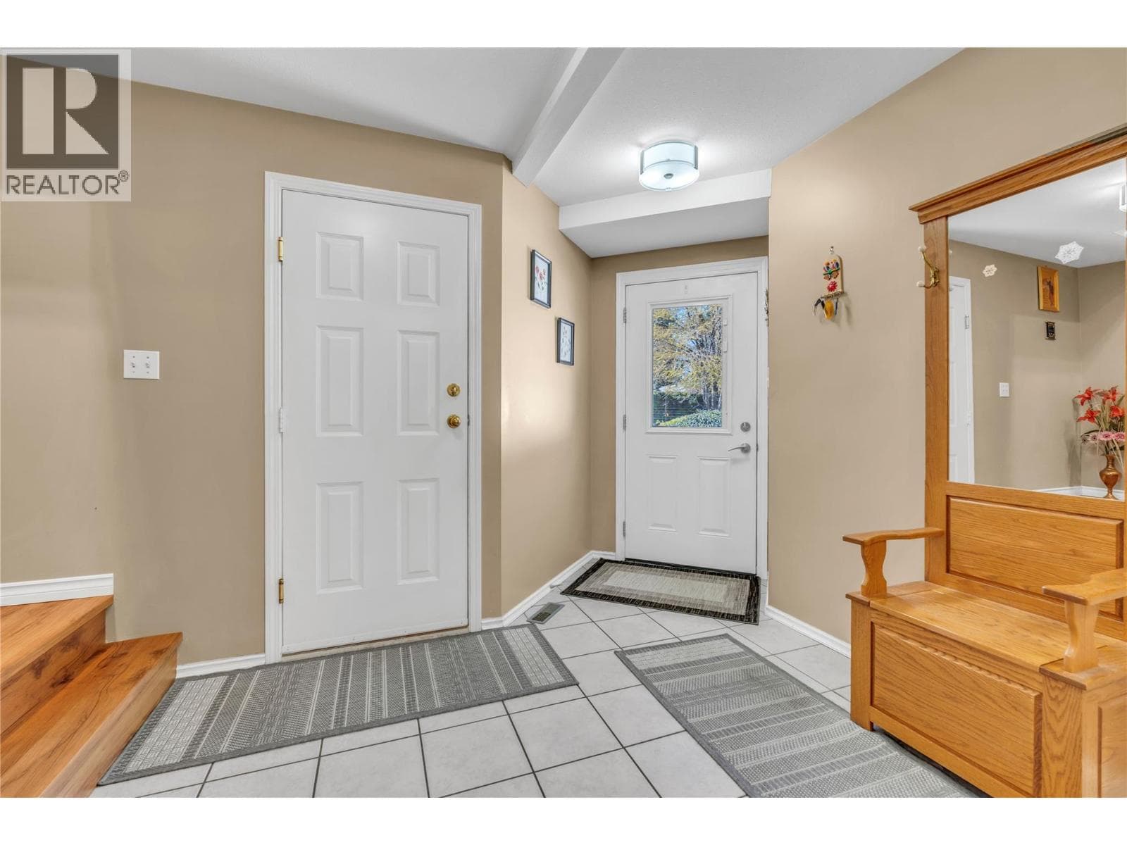 955 ROBINSON Avenue Unit# 102 photo 5