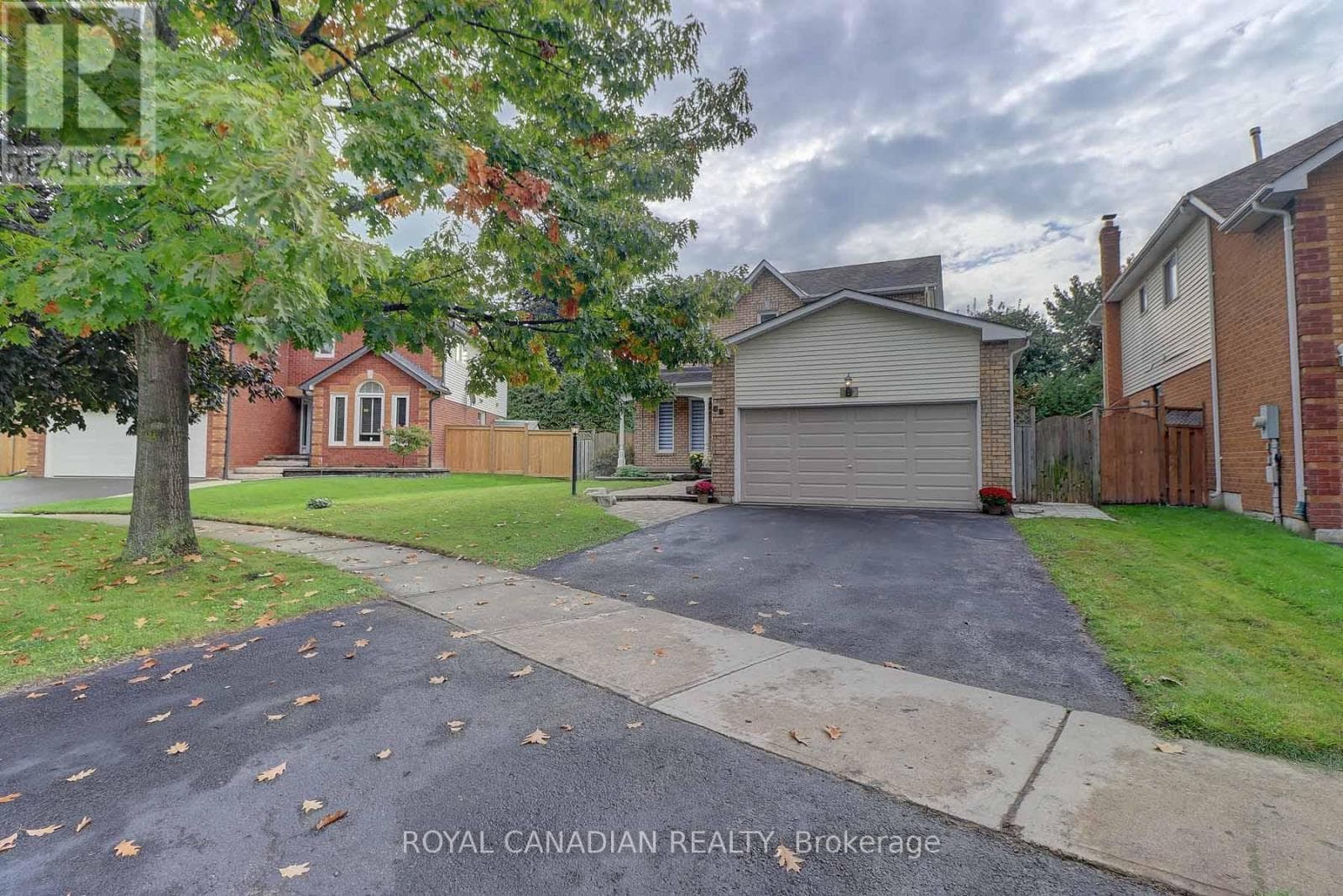 40 DONCASTER CRESCENT photo 2