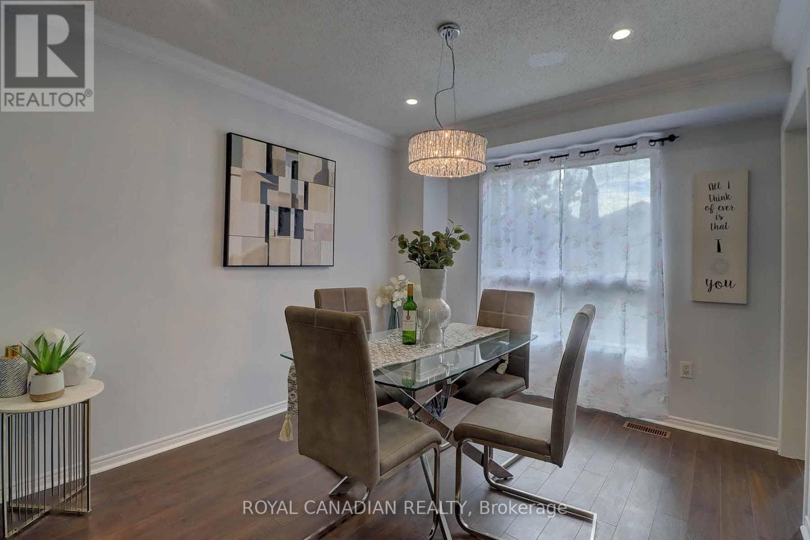 40 DONCASTER CRESCENT photo 5