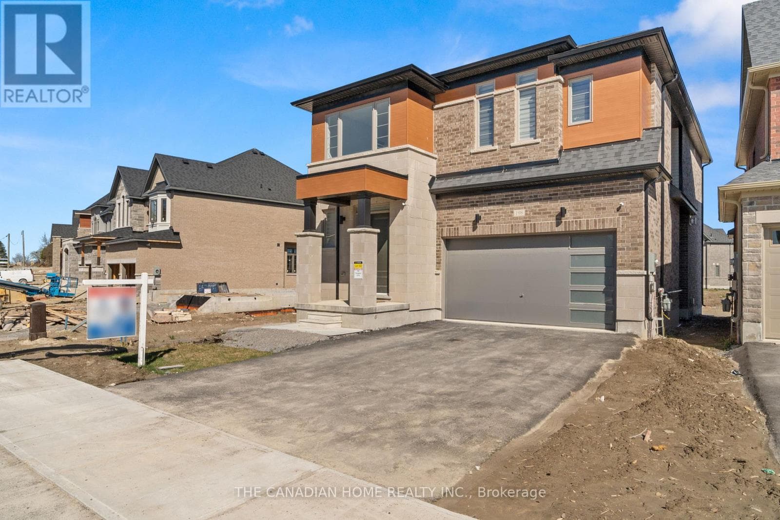 198 THOMPSON DRIVE photo 3