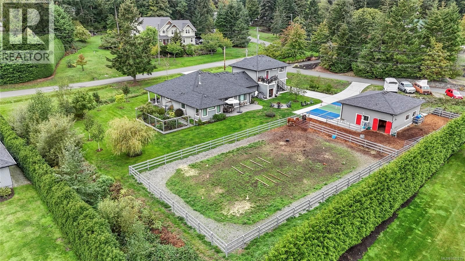 11329 Hummingbird Pl photo 2