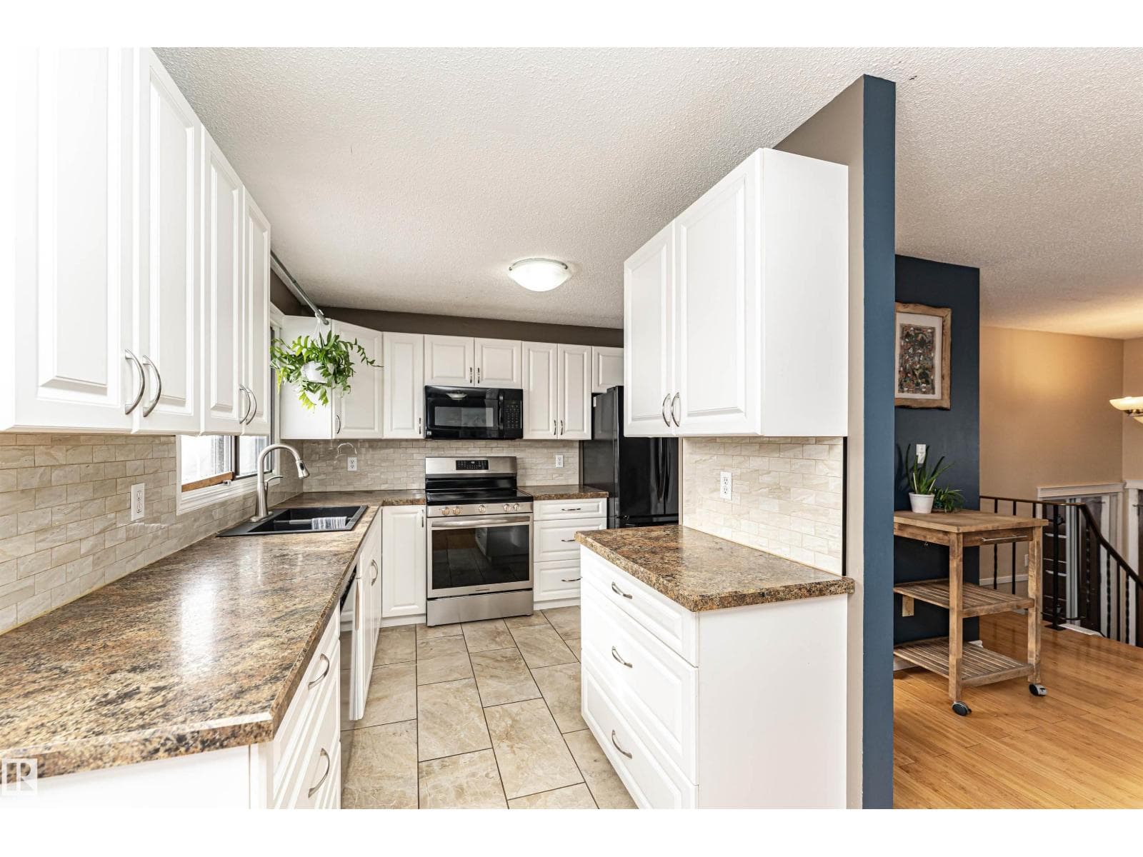 16331 119 ST NW NW photo 4