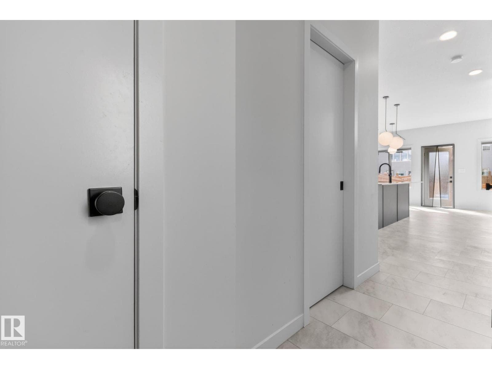 107 GARNEAU GA — photo 5