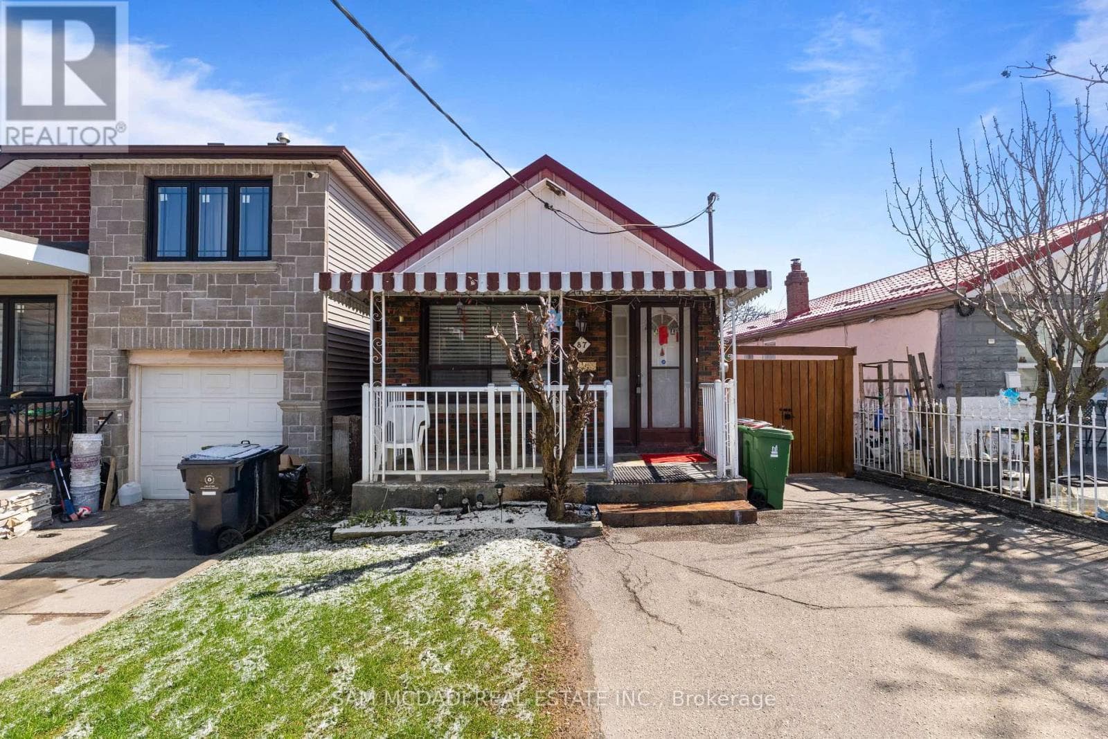 2 bed 2 bath single family at 87 DYNEVOR ROAD — $899,999