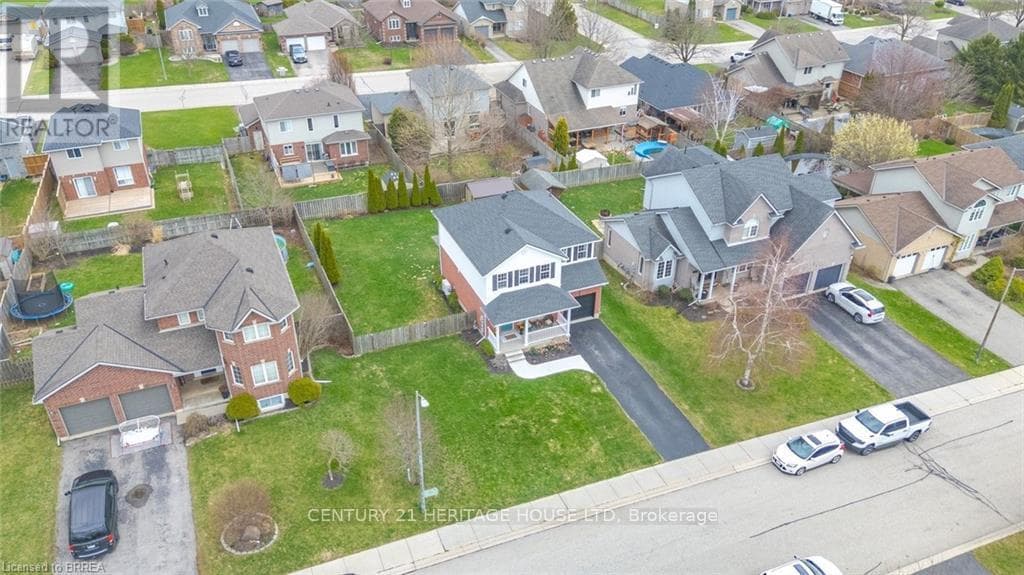 34 PRIMROSE DRIVE photo 2