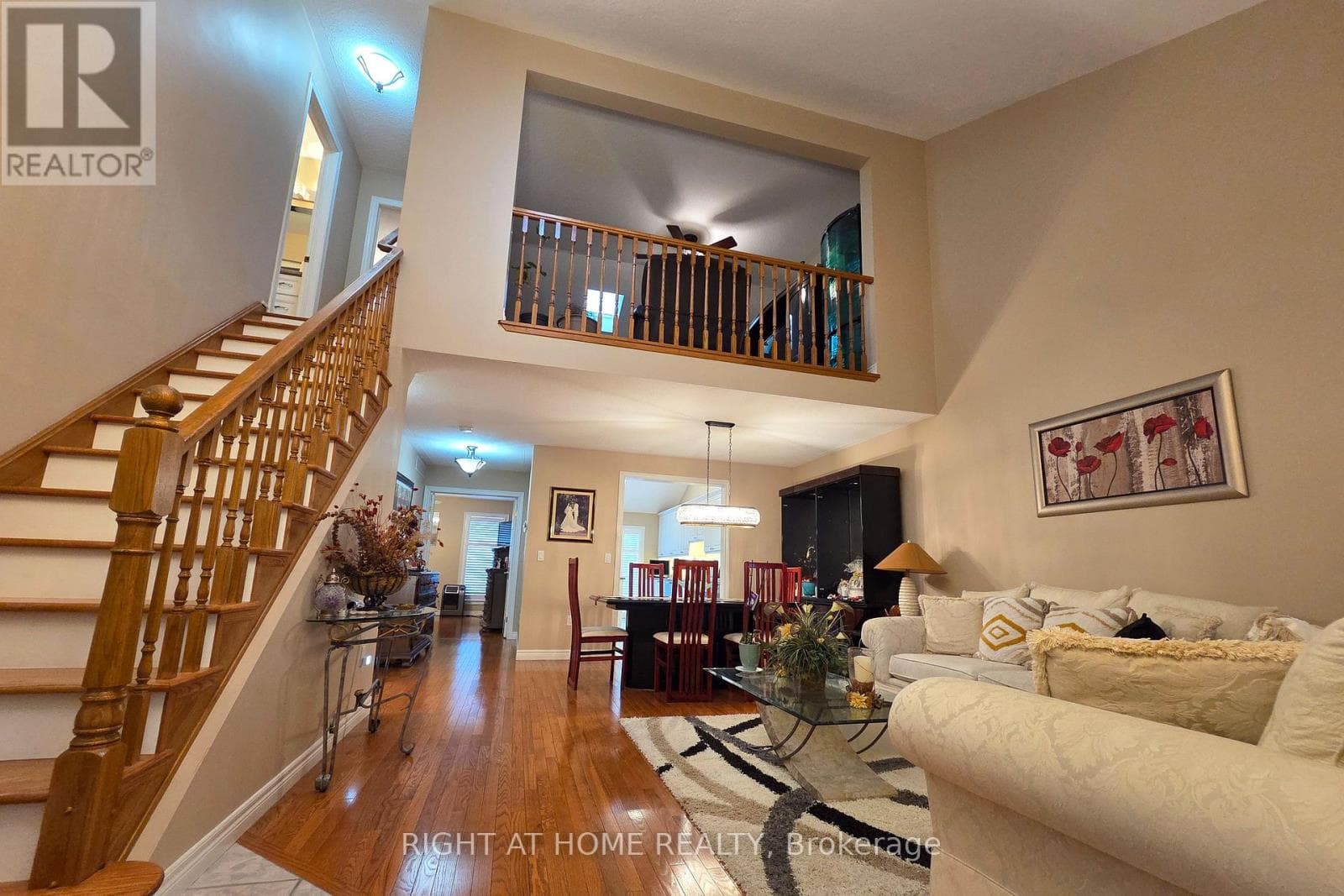 174 RIVERWALK PLACE photo 5