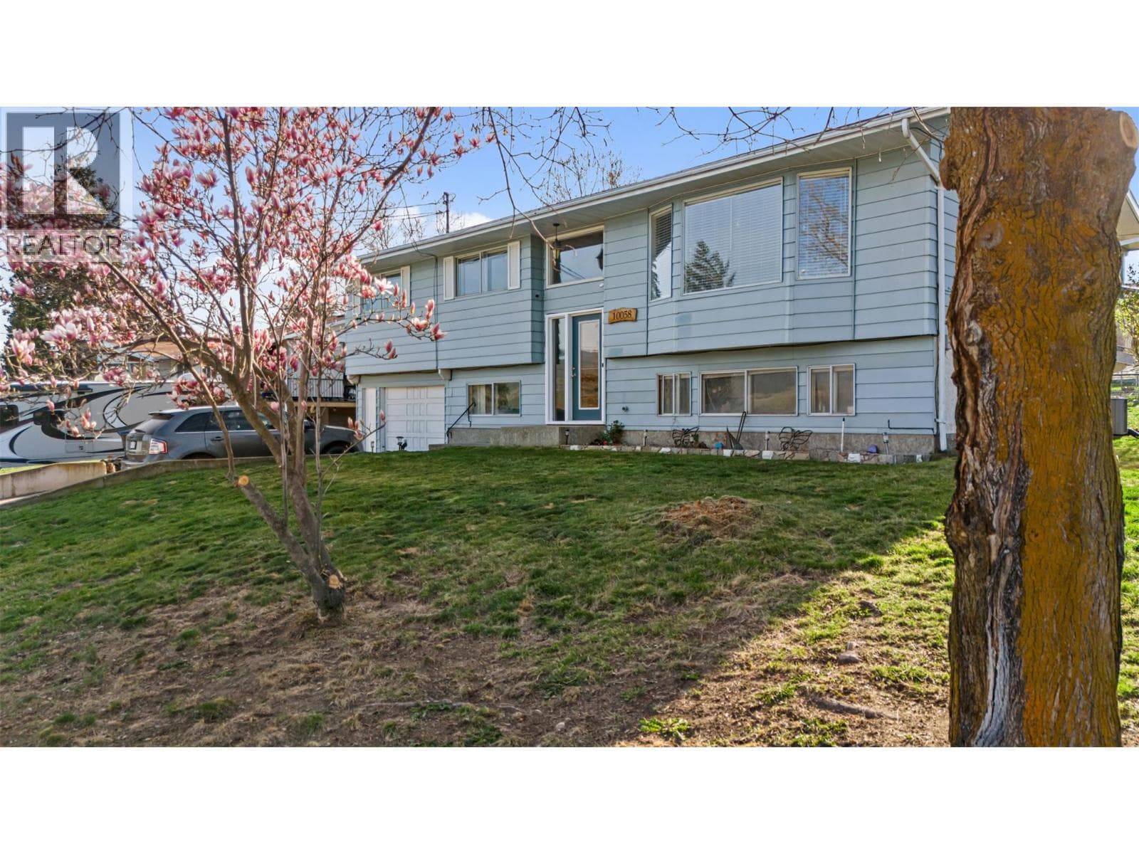 10058 Kel Vern Crescent photo 3