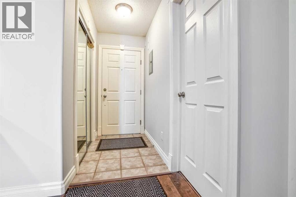 213, 1631 28 Avenue SW photo 4