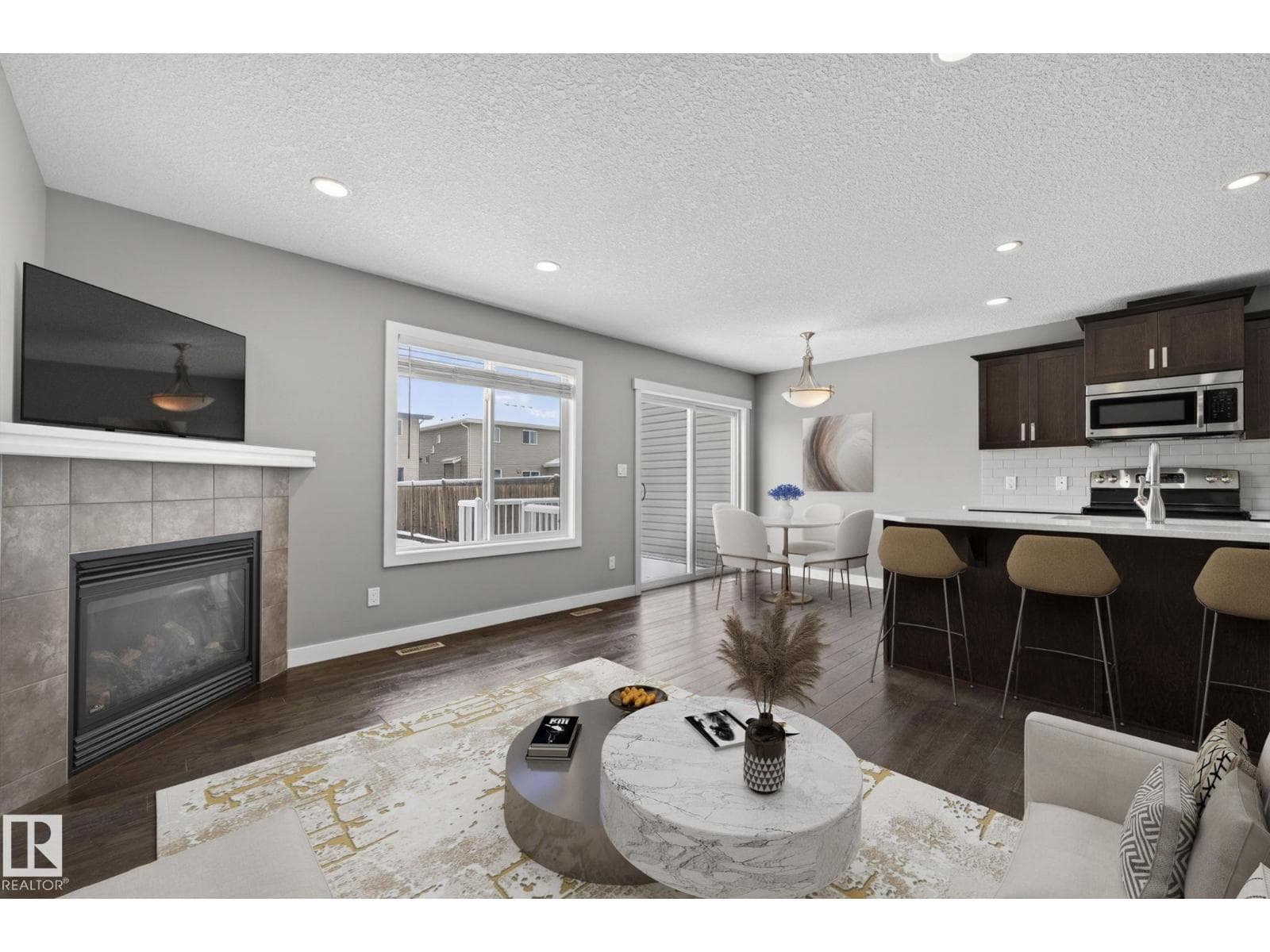33 ROSEBERRY LN photo 3
