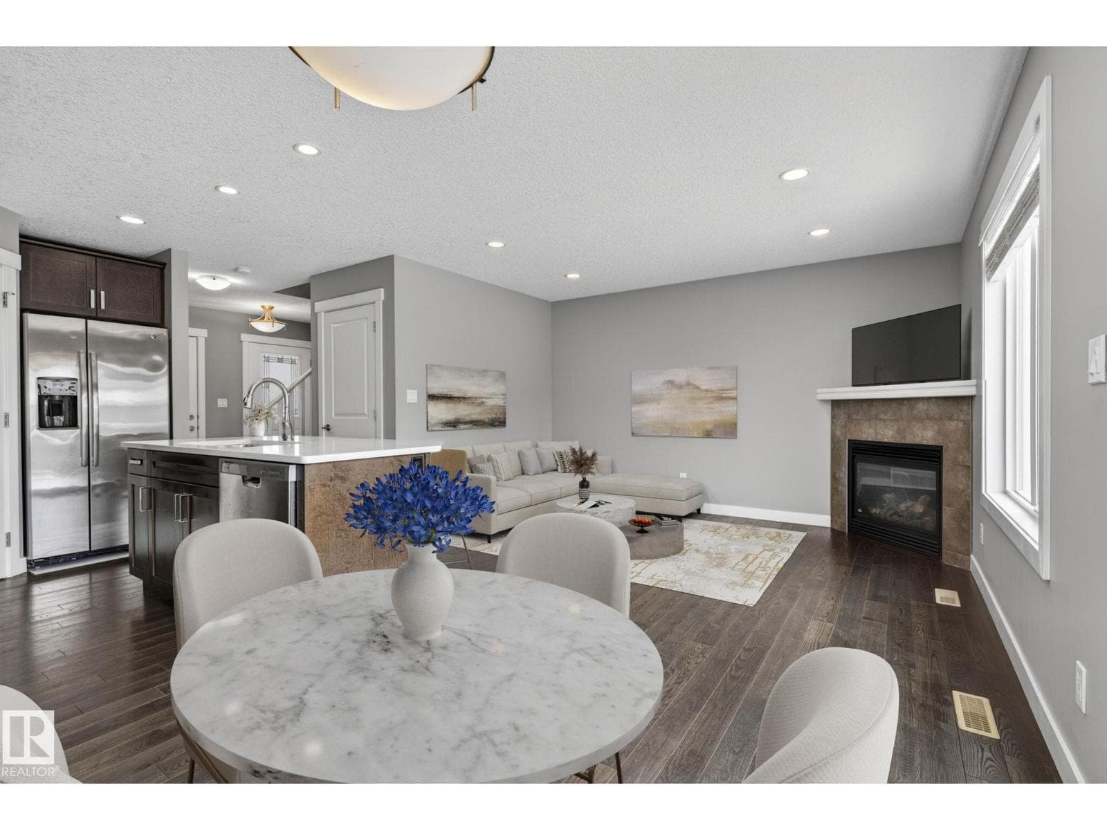 33 ROSEBERRY LN photo 4