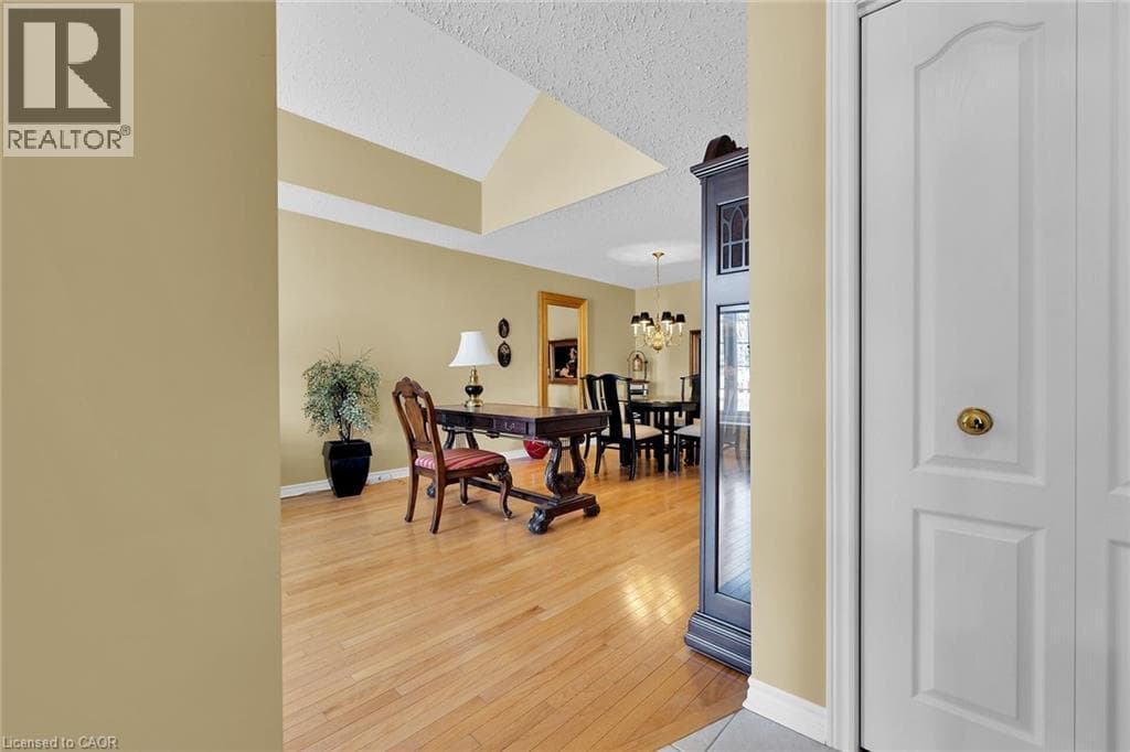 1439 NIAGARA STONE Road Unit# 18 photo 4