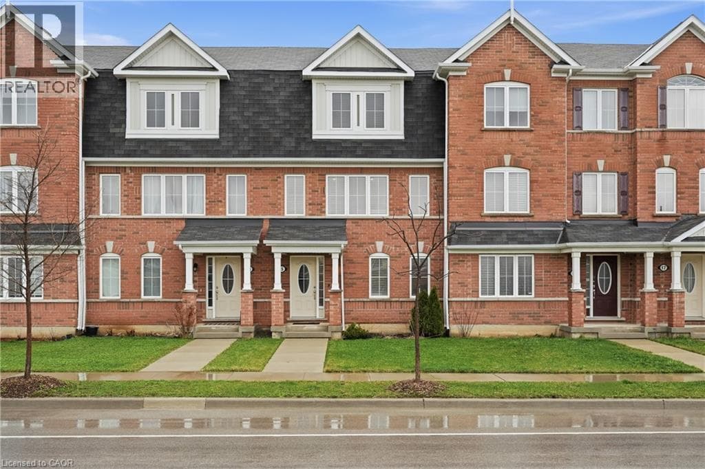 3 bed 3 bath single family at 230 AVONSYDE Boulevard Unit# 15 — $849,900