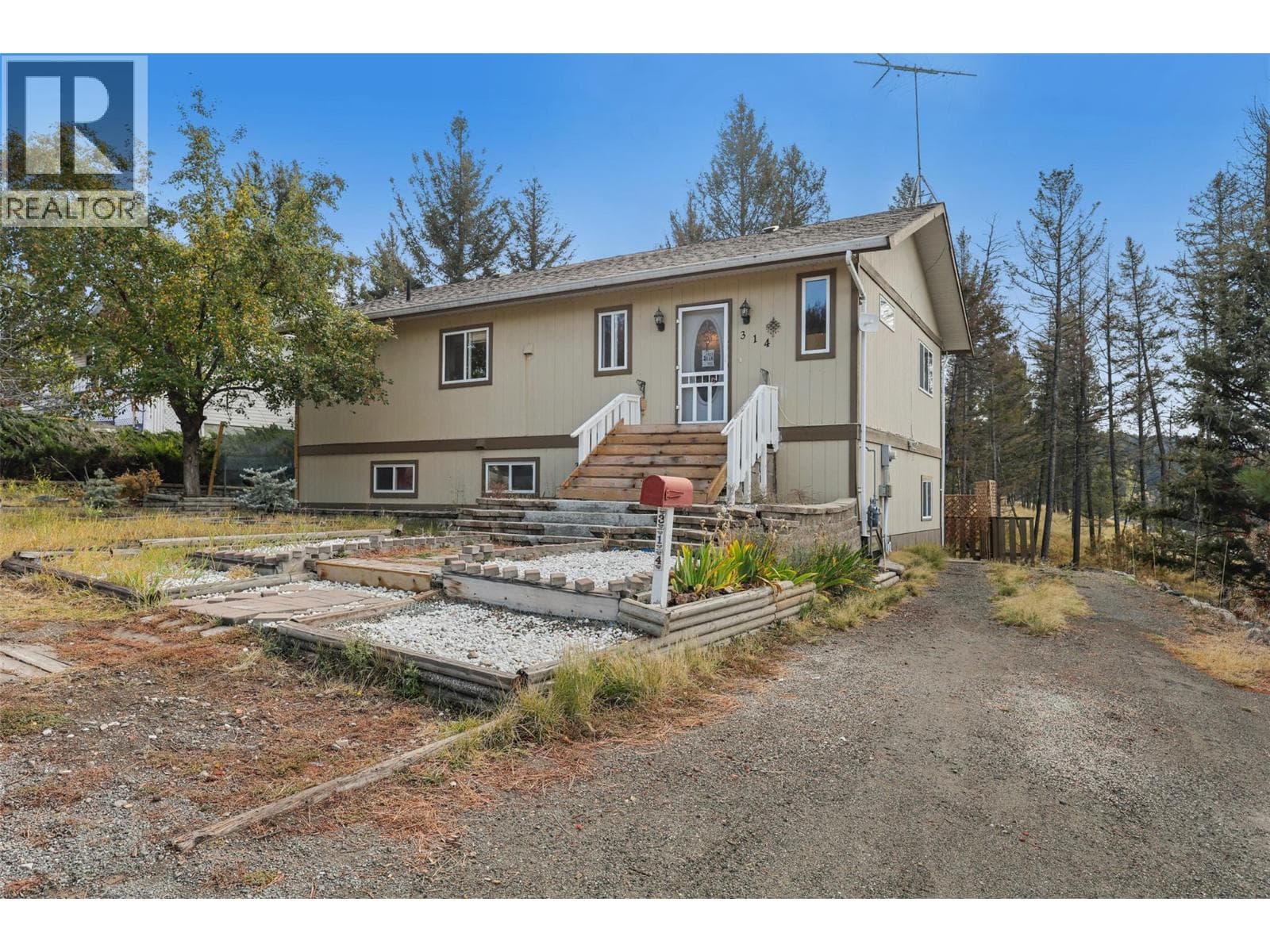 3 bed 2 bath single family at 314 Linden Road — $514,900