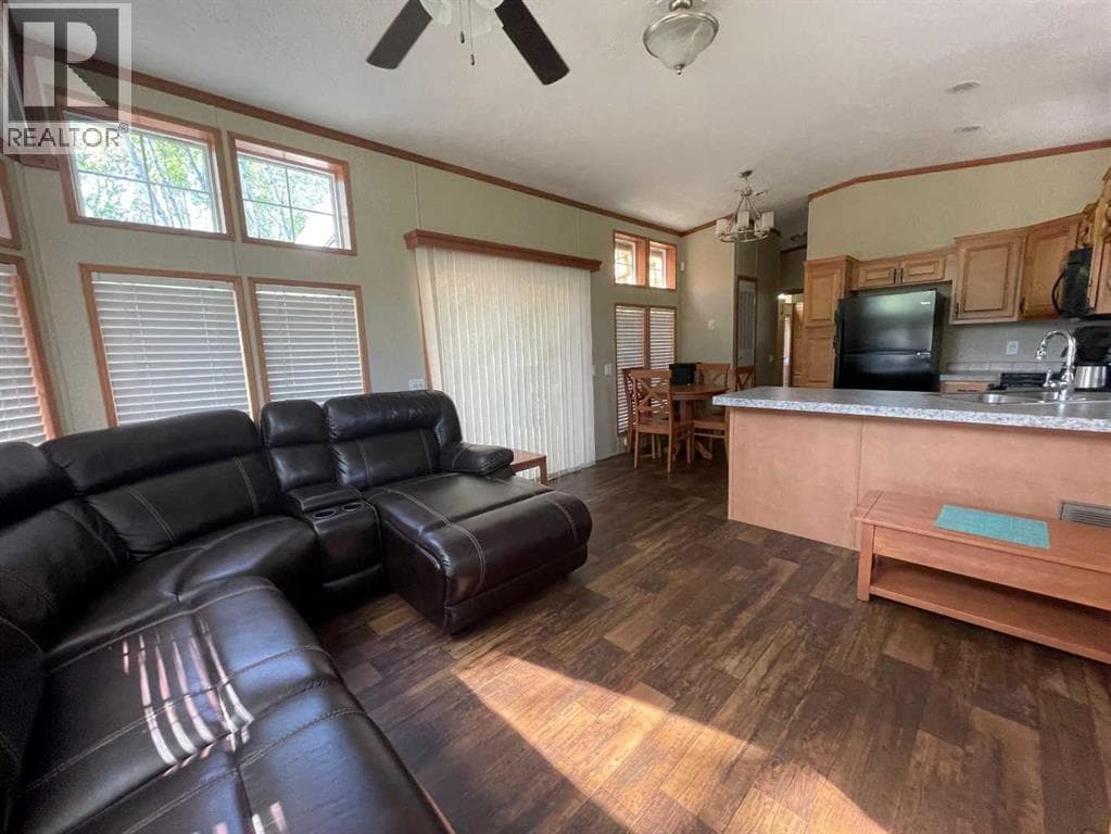 10 Tugate Drive photo 5
