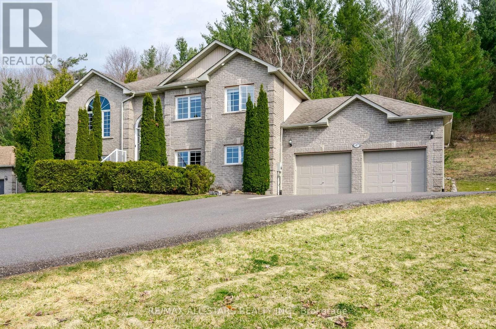 47 MEADOWLAND DRIVE photo 3