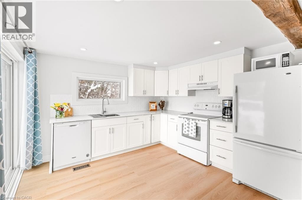 68 FOREST HARBOUR Parkway photo 4
