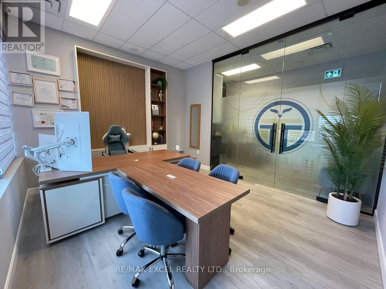 202 - 7163 YONGE STREET photo 4