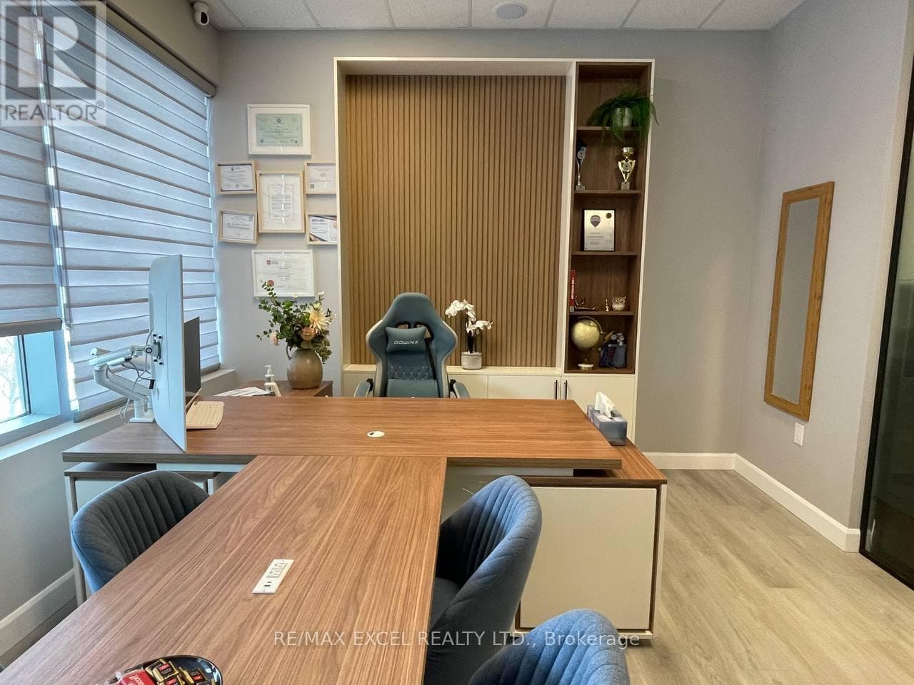 202 - 7163 YONGE STREET photo 5