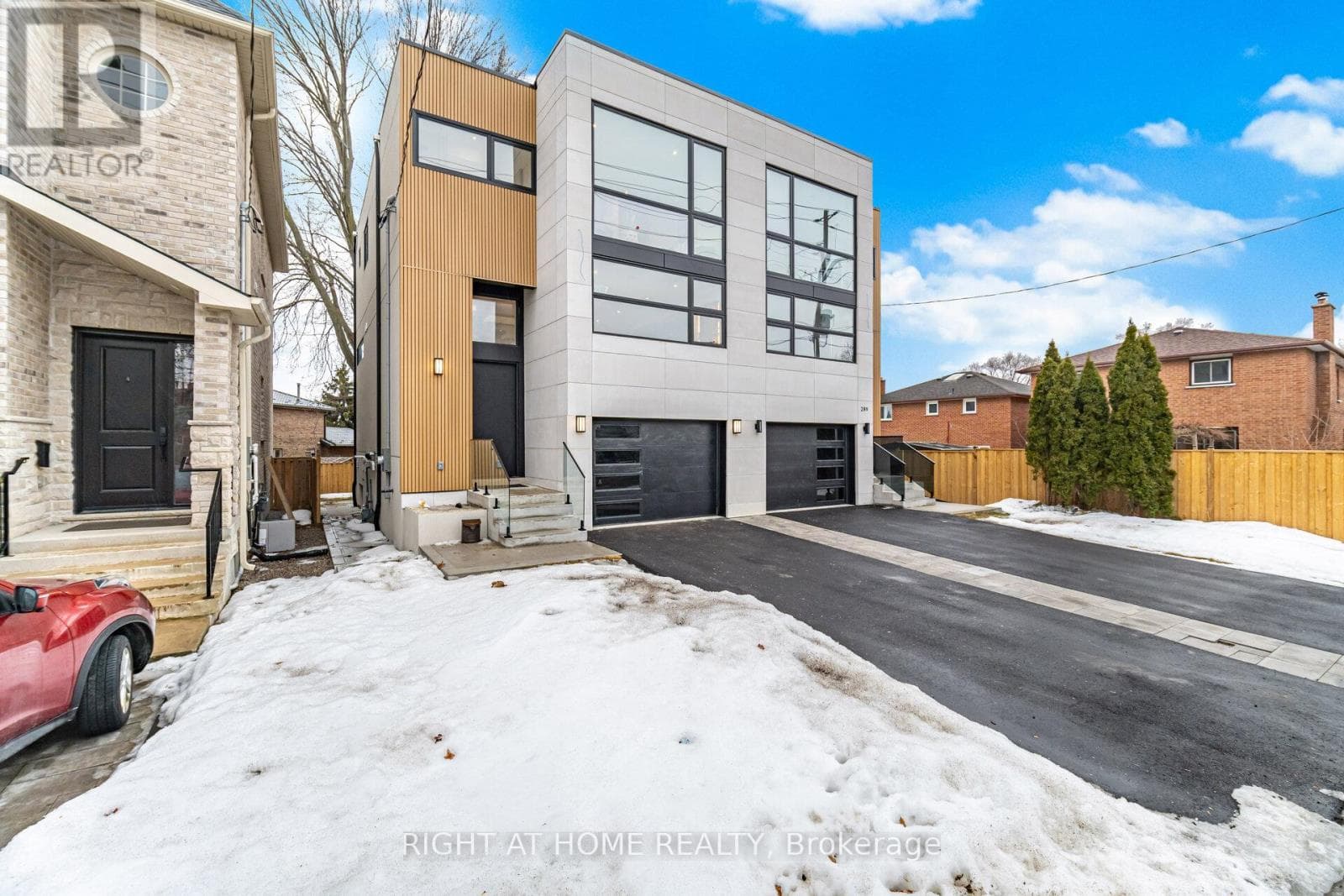 287 VALERMO DRIVE photo 2