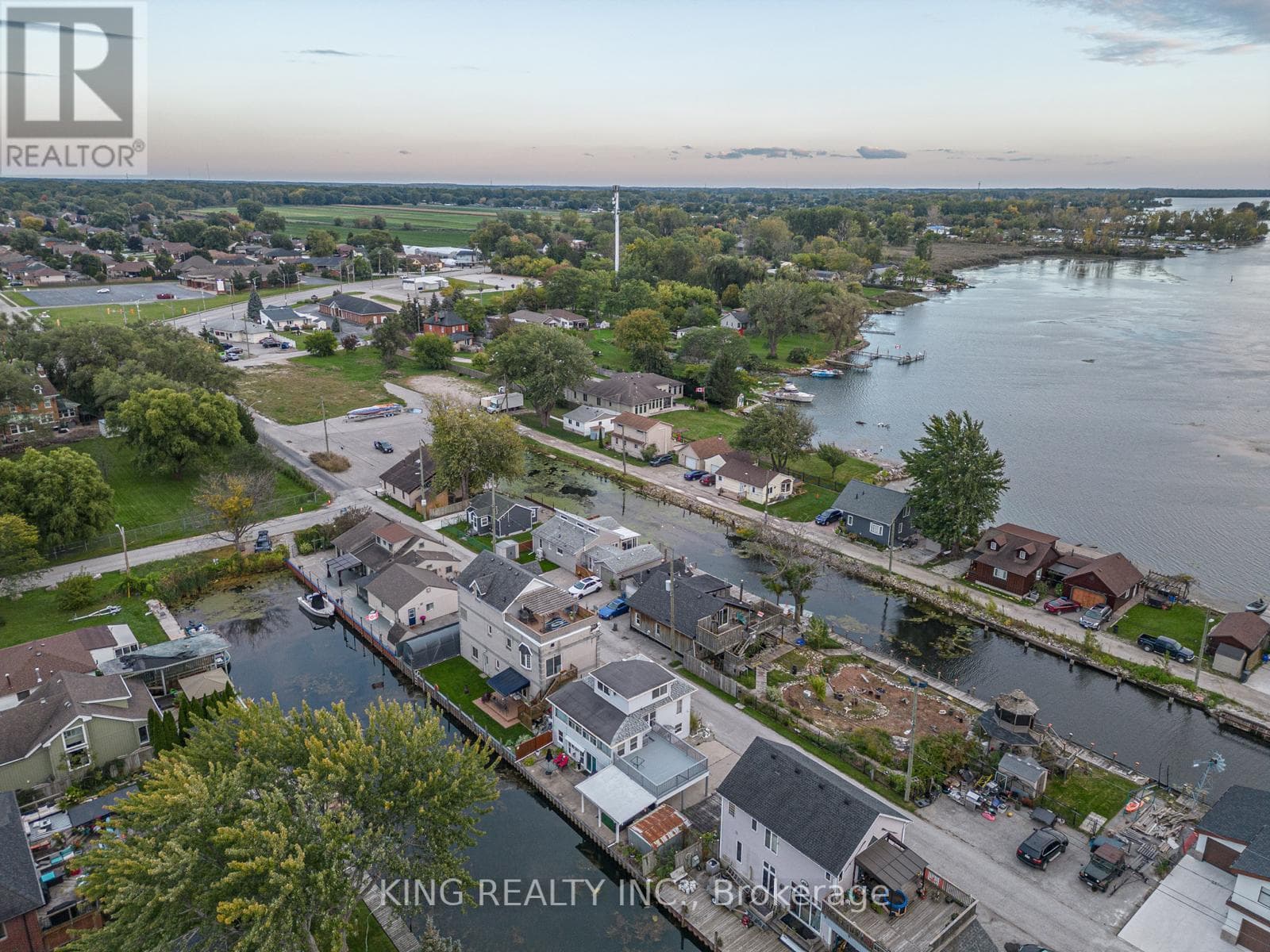 4 bed 2 bath single family at 42 WAHNETA AVENUE — $649,000