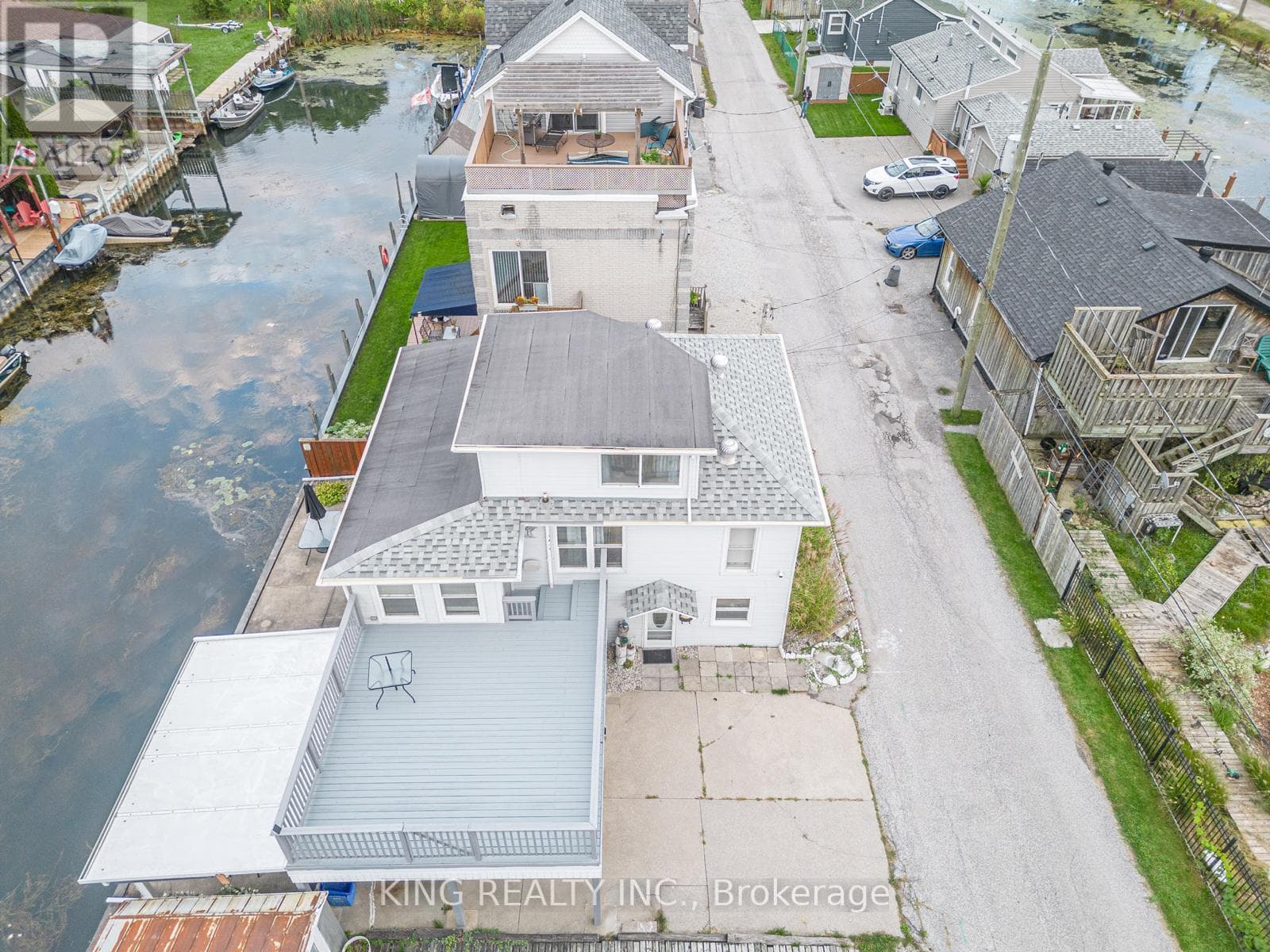 42 WAHNETA AVENUE photo 3