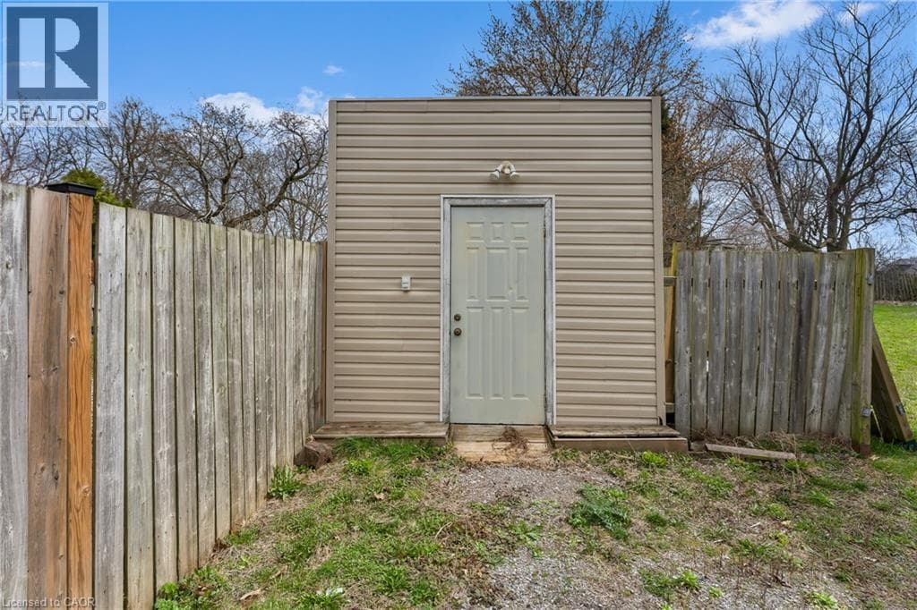146 OAKDALE Avenue photo 3