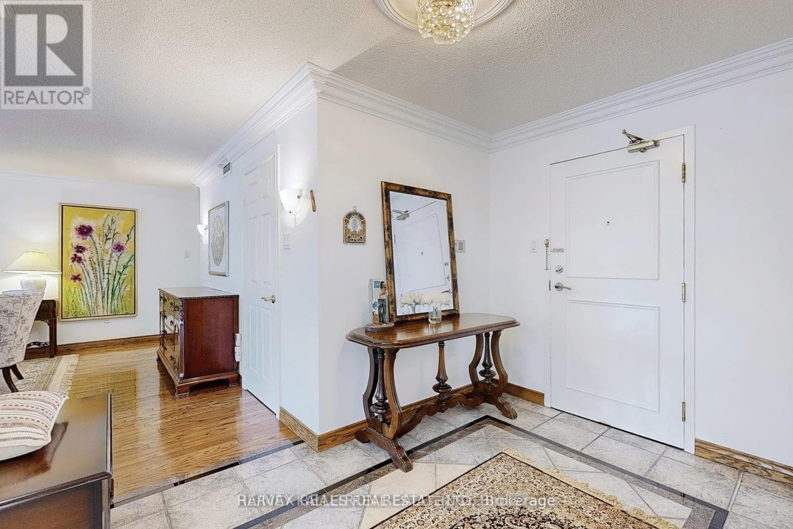 311 - 7300 YONGE STREET photo 2