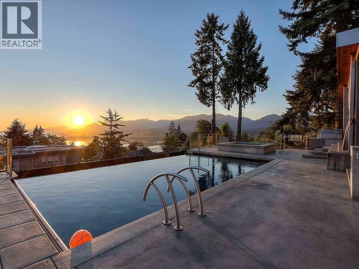 5 bed 6 bath single family at 389 N GLYNDE AVENUE — $6,499,000