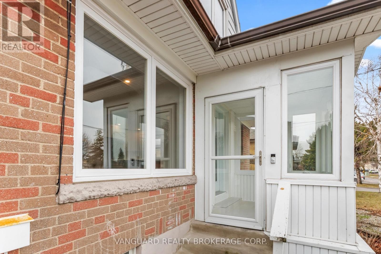 69 JOYCE PARKWAY photo 3
