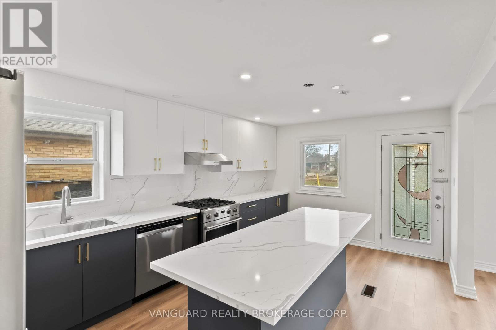 69 JOYCE PARKWAY photo 4