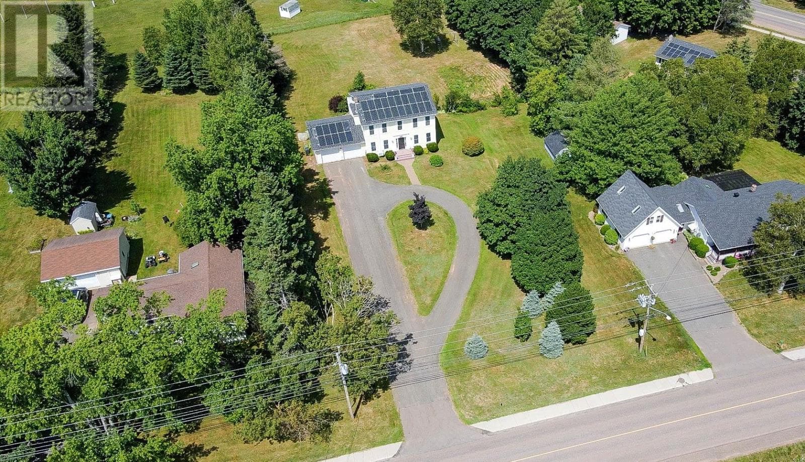 4 bed 4 bath single family at 14 Royalty Road — $899,000