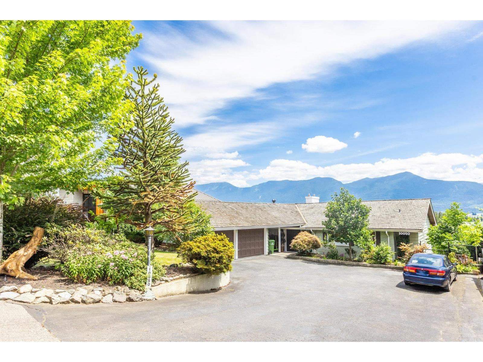 5 bed 5 bath single family at 10050 TIMBERLINE PLACE, Little Mountain — $1,099,999