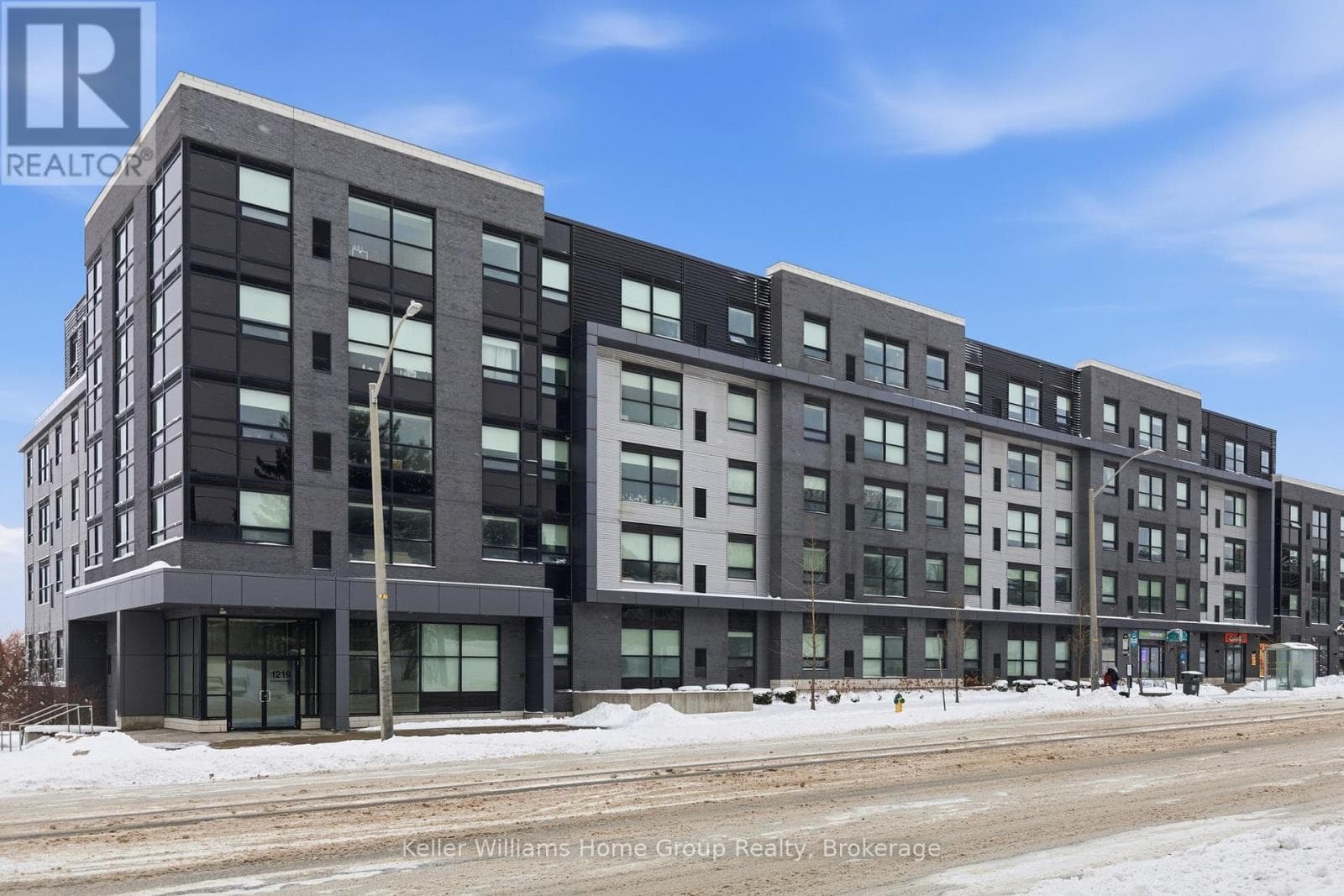 3 bed 3 bath single family at 106 - 1219 GORDON STREET — $575,000