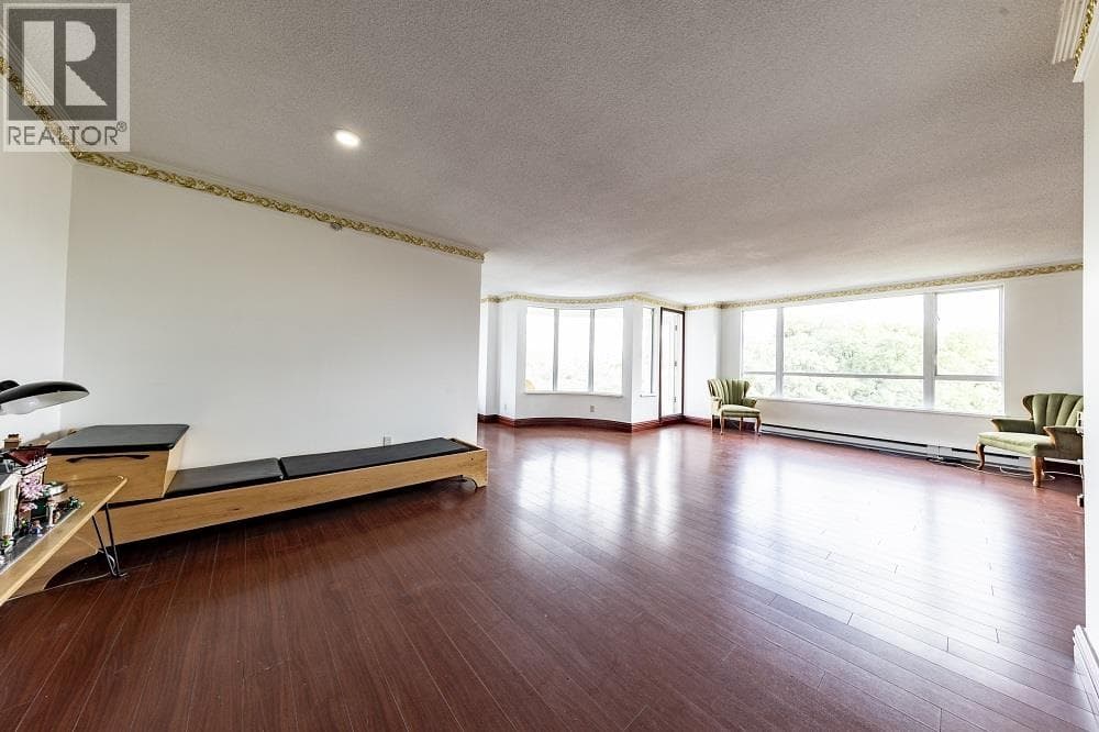 701 7680 GRANVILLE AVENUE photo 4