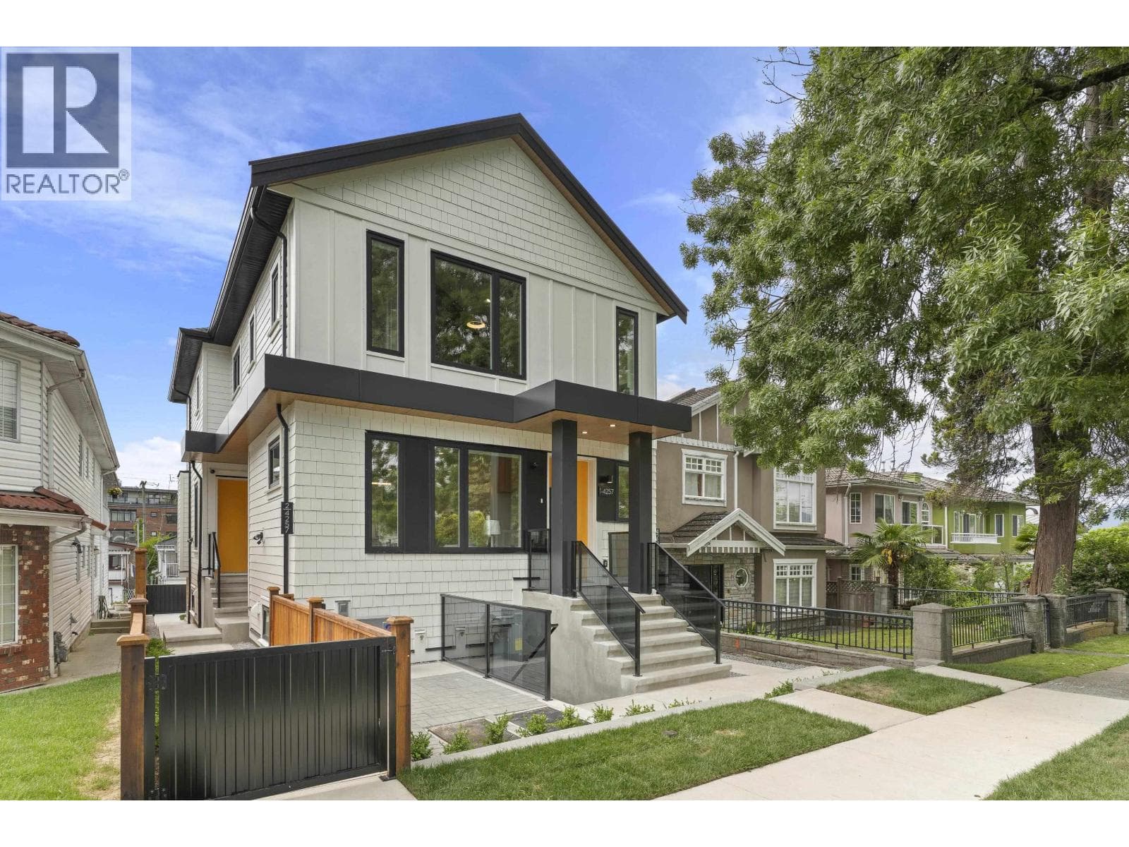 3 bed 4 bath single family at 2 4257 BEATRICE STREET — $1,428,000