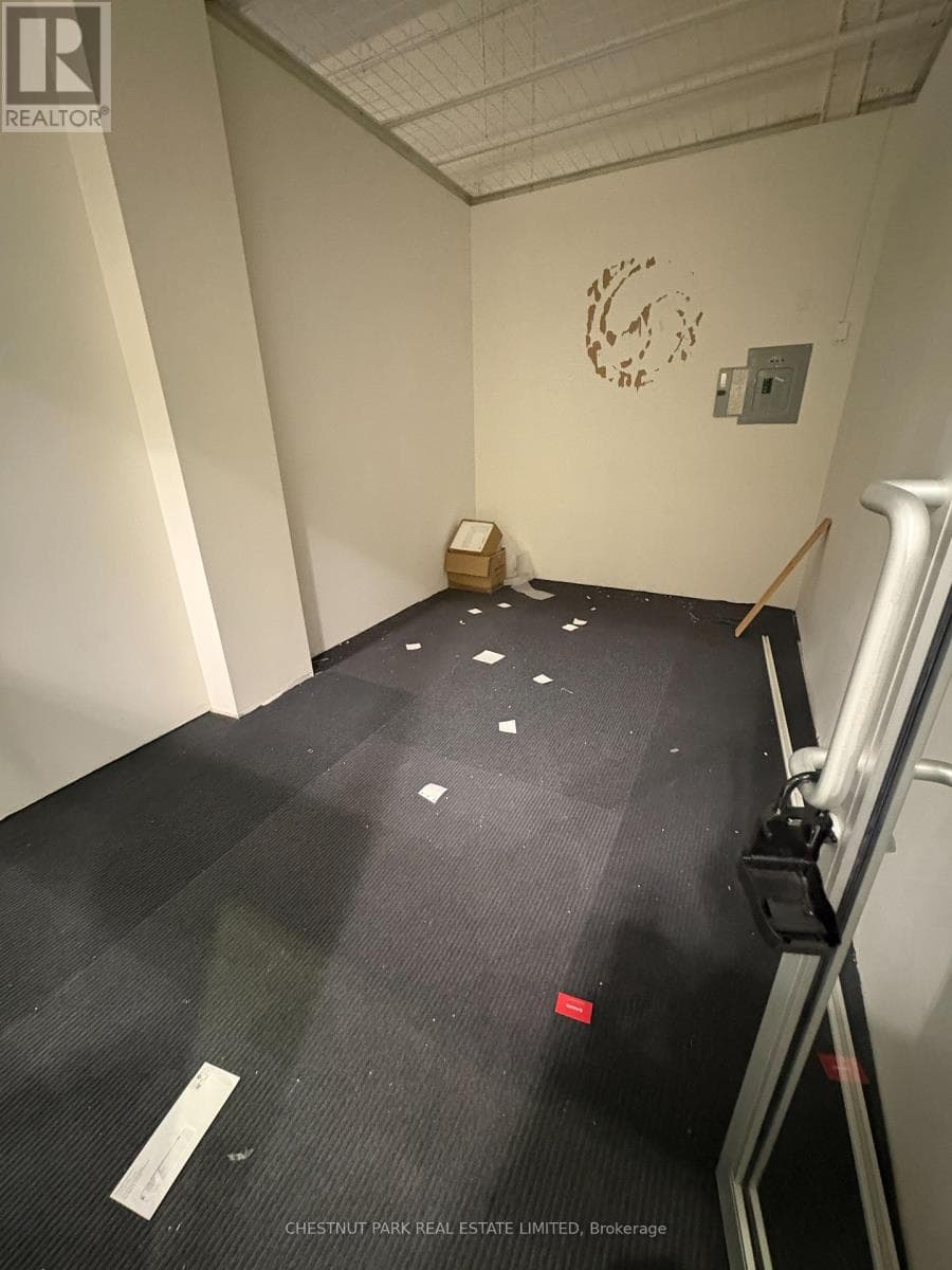 206 - 7181 YONGE STREET photo 2