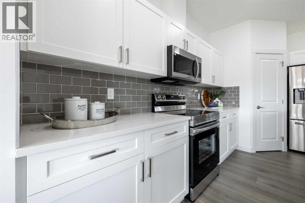 3 bed 3 bath single family at 15 Heritage Point — $509,900