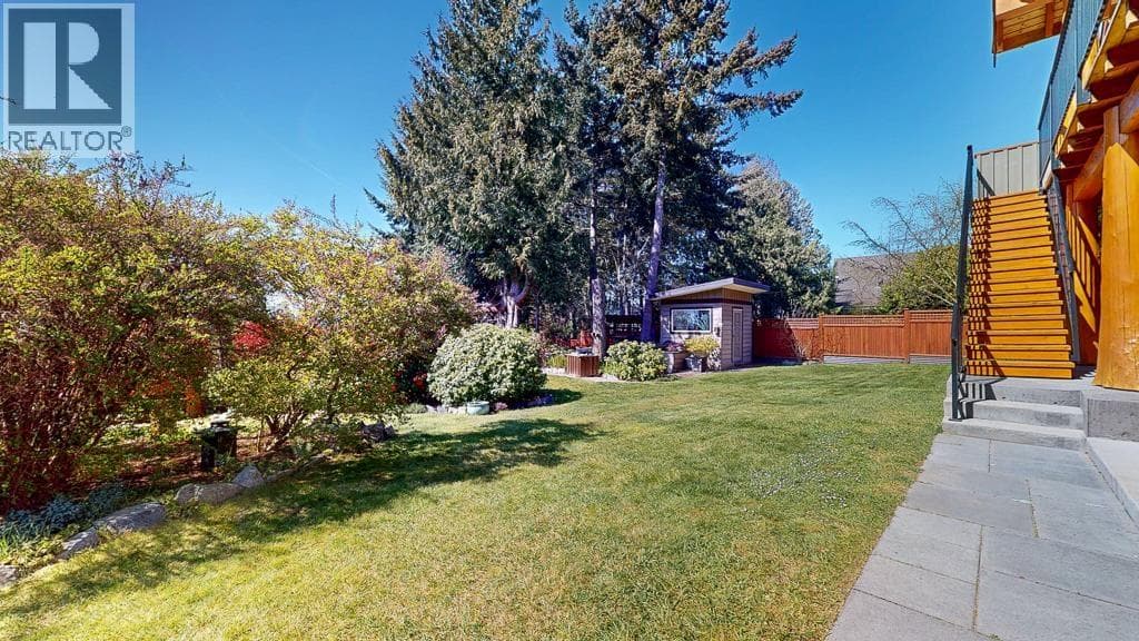 4759 LAUREL AVENUE photo 5
