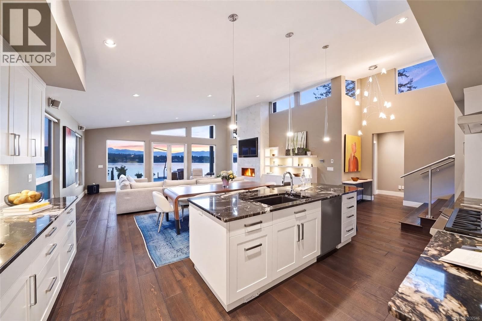 1381 Marina Way photo 3